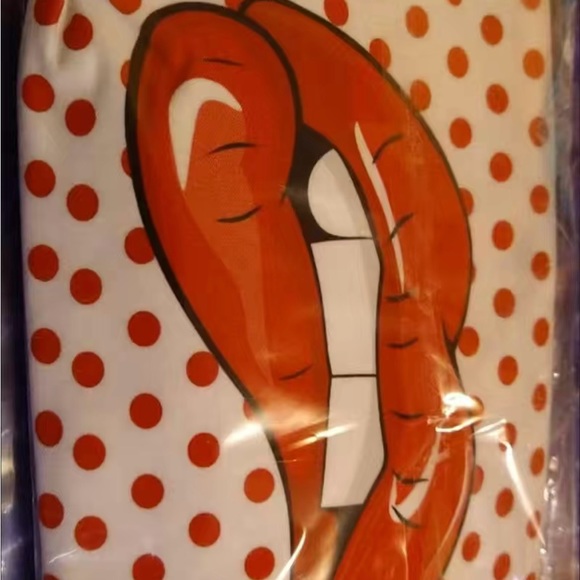 Red Lips Print Cosmetics Zipper Pouch- New - Picture 2 of 9